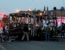 Tras un enfrentamiento entre criminales y policías, se registraron varios bloqueos en Jalisco. AFP / U. Ruiz