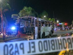 La tarde de ayer martes se registraron varios bloqueos con camiones incendiados en distintos puntos de Jalisco. EFE / ARCHIVO