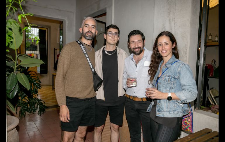 Álvaro Gutiérrez, Joaquín Treviño, Álvaro Lara y Paola Camarena. GENTE BIEN JALISCO/Jorge Soltero