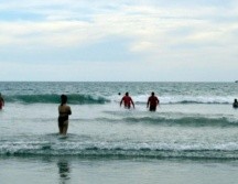 Protección Civil de Jalisco compartió algunas recomendaciones para evitar accidentes en cuerpos de agua en esta temporada vacacional. ESPECIAL.