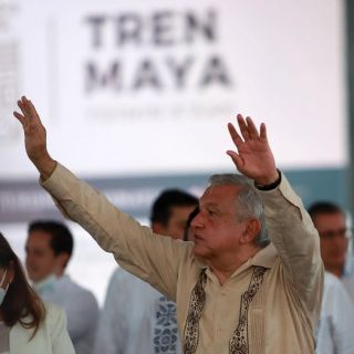 López Obrador rechaza presiones a jueces en suspensiones contra Tren Maya