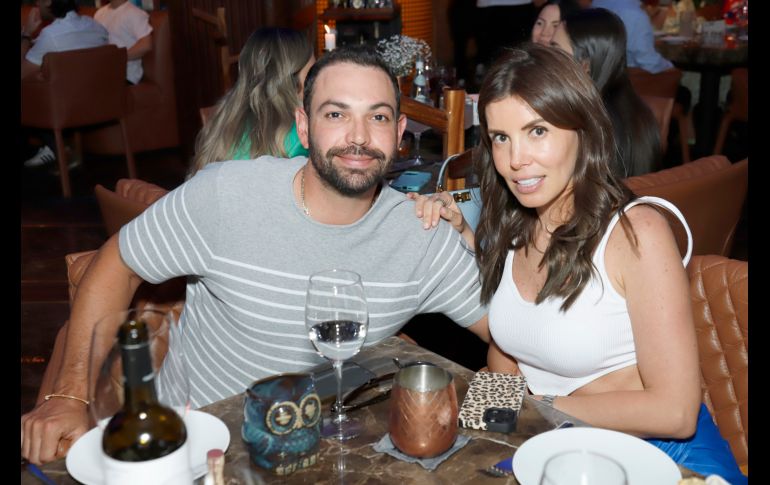 Alain Valle y Paola Sierra. GENTE BIEN JALISCO/Claudio Jimeno