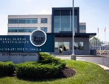 Hombre armado irrumpe en oficina del FBI en Ohio