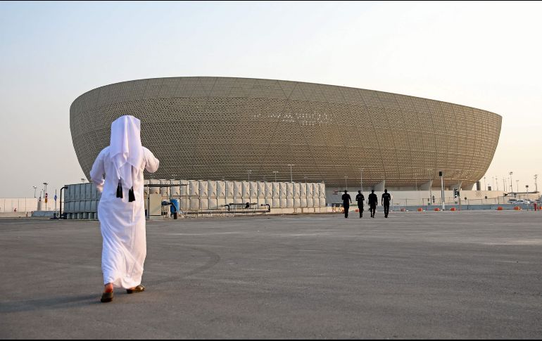 QATAR. El país árabe espera con expectación el comienzo de la histórica cita deportiva, con todas sus infraestructuras terminadas. AFP / M. Abummes