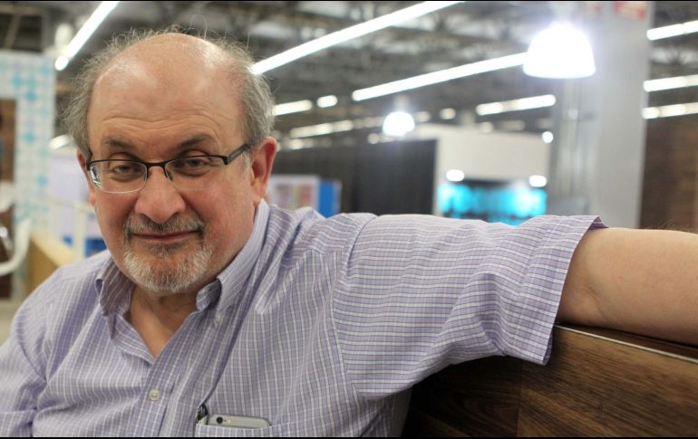 La vida de Salman Rushdie ha sido un fuego cruzado entre el éxito y el exilio. EL INFORMADOR/ARCHIVO