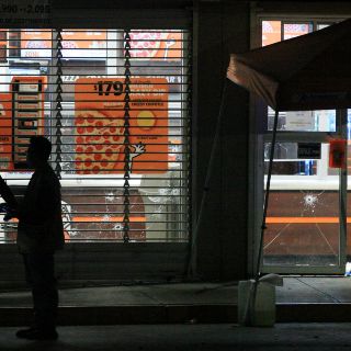 Captan en video ataque armado a pizzería en Ciudad Juárez