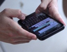 La nueva actualización de WhatsApp en iPhone brinda al usuario más horas para poder eliminar mensajes del chat. UNSPLASH/ Asterfolio