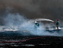 Bomberos mexicanos y venezolanos viajaron de emergencia a la isla para apoyar a sus pares cubanos. AP/Y. Lage