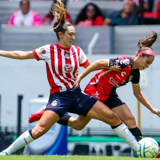 Chivas se queda con el Clásico Tapatío Femenil