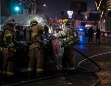 En las ciudades de Tijuana, Tecate, Mexicali y Rosarito se registró la quema de vehículos por parte de civiles armados. AFP/G. Arias