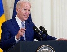 Joe Biden aseguró que tanto él como su esposa Jill están orando por la salud de Rushdie. AP/S. Walsh