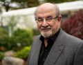 La fama de Rushdie siempre estuvo ensombrecida por la amenaza de muerte. EFE/ARCHIVO