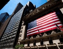 Al cierre de este lunes, el Dow Jones ganó 0.44% a 33mil 912.44 puntos. AP/ARCHIVO