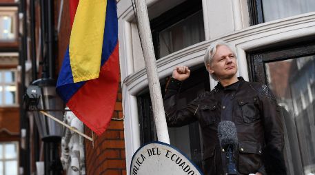 Julian Assange fue detenido por la policía británica en 2019. AFP/ARCHIVO