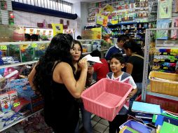 El costo de los artículos escolares aumentó 20% en zona Centro, 30% en zona Norte y 10% en zona Sur. EL INFORMADOR/ Archivo