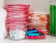 Los edificios públicos, como escuelas, ayuntamientos y colegios, tienen que suministrar productos de período gratuitos de acuerdo a la nueva ley. GETTY IMAGES /