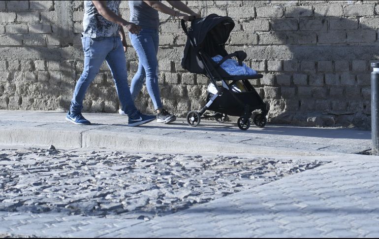 Resaltan programas como Banquetas Libres, Cruceros Seguros, Luchadores Viales y Educavial para proteger a los peatones. ESPECIAL