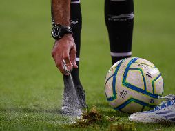 El llamado Clásico Joven entre América y Cruz Azul en el Estadio Azteca este sábado 20 de agosto se podrá ver en la señal de Canal 5. IMAGO7