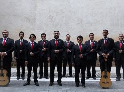 Para la celebración del 27 aniversario, se ha preparado un programa de amor y desamor que será conducido por el versista Salvador Agredano, encargado de esta sección propia de las rondallas. CORTESÍA