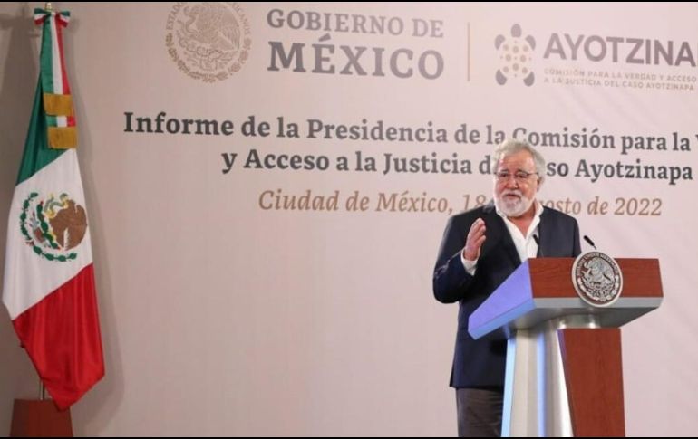El subsecretario de Derechos Humanos de la Segob, Alejandro Encinas, señaló que el caso Ayotzinapa fue un crimen de Estado y que no existen indicios de que los normalistas se encuentren con vida. Foto: Informativa Azteca
