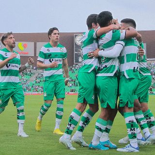 ¡La Comarca se respeta! Santos hunde al León y escala posiciones