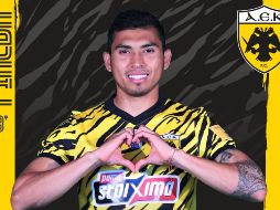 Orbelín Pineda se ha afianzado en la titularidad del conjunto griego. TWITTER/@AEK_FC_OFFICIAL