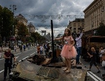En sus festejos del Día de la Independencia, Ucrania mostró vehículos militares rusos destruidos. AFP/D. Dilkoff