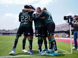 Santos Laguna le propinó una goleada a los Pumas. IMAGO7