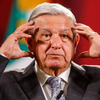 Van a salir muchos nombres en investigación de Ayotzinapa: López Obrador