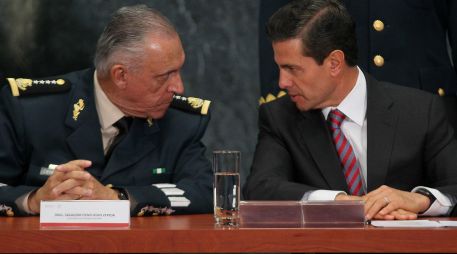 López Obrador asegura que por el caso Ayotzinapa no se investiga al expresidente Enrique Peña Nieto, ni al exsecretario de la Defensa Nacional, Salvador Cienfuegos Zepeda. NTX / ARCHIVO