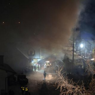 Puebla: Explota bodega de "huachigaseros" en Cuautlancingo; hay cinco heridos