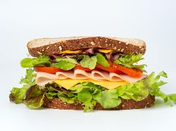 Recuerda que pequeños cambios en tus hábitos alimenticios pueden traer grandes beneficios para tu salud. ESPECIAL/UNSPLASH