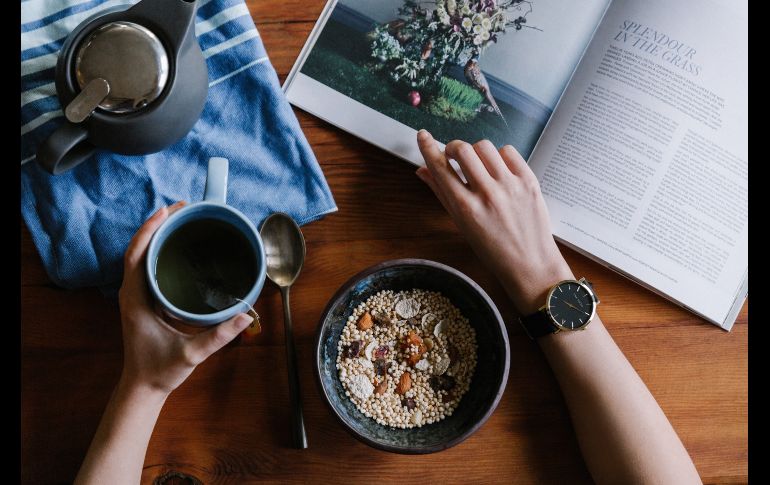 Seguir estos consejos hará de tu rutina matutina un hábito saludable. UNSPLASH/The 5th