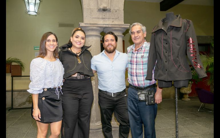 Mónica, Paola, Ernesto y Mario Nájera. GENTE BIEN JALISCO/Jorge Soltero