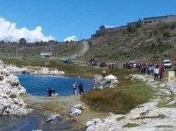 Los testigos del incidente aseguran que una cuarta persona se lanzó al agua y tampoco salió. ESPECIAL