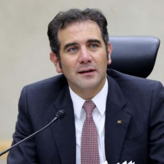 Lorenzo Córdova, presidente del INE, inaugura LéaLA con conferencia magistral