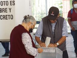 López Obrador presentó la reforma electoral ante la Cámara de Diputados, la cual contempla que no haya diputados plurinominales y solo exista un órgano electoral nacional que organice las elecciones locales y federales. SUN / ARCHIVO