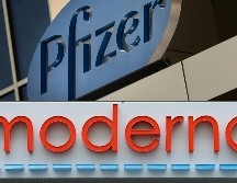 La compañía asegura que la vacuna de sus rivales viola patentes presentadas por Moderna entre 2010 y 2016. AFP / D. Reuter y J. Prezioso