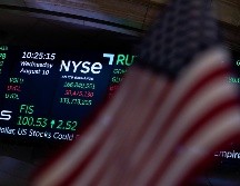 La caída del viernes coronó una semana de operaciones agitadas que dejó a los principales índices con un descenso semanal de 4% o más. AP/ARCHIVO