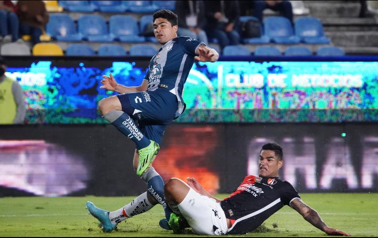 En primera instancia, la jugada no fue observada por el silbante Fernando Guerrero, sino que fue el VAR quien notificó al juez central del cotejo en el Estadio Hidalgo. IMAGO7