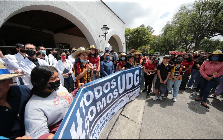 La UdeG realizó hoy la manifestación 141 del año para pedir más presupuesto al Gobierno de Jalisco. ESPECIAL