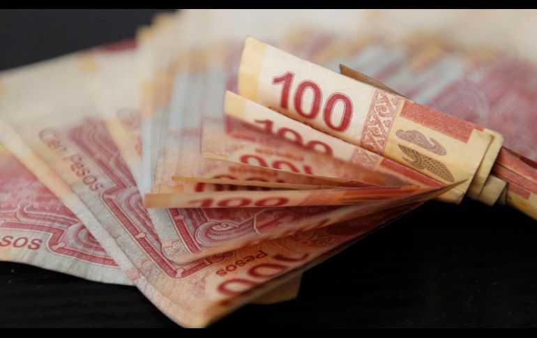 Un alto porcentaje de la población sigue utilizando el circulante en lugar de tarjetas de crédito o débito. EL INFORMADOR/ Archivo