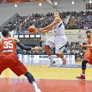 Basquetbol: México logra un vital triunfo ante Brasil