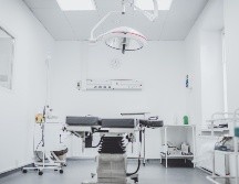 De los sobrevivientes, tres están hospitalizados y el restante se encuentra en buen estado de salud en aislamiento domiciliario. ESPECIAL/Foto de Arseny Togulev en Unsplash