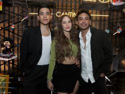 Guillermo Valmont, Mafer Rivera y Josean Orozco. GENTE BIEN JALISCO/Claudio Jimeno