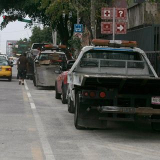 ¿Cobro de grúa según la distancia de arrastre? Esto plantea el Congreso de Jalisco