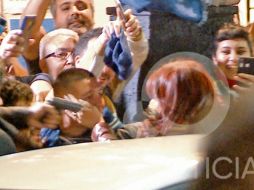 Fernando Sabag apuntó una arma sobre Cristina Kirchner al llegar a casa. AFP