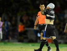 Christian Tabó se lamenta tras el silbatazo final. IMAGO7/M. Tapia