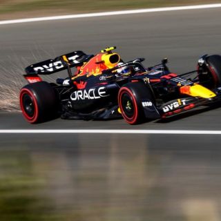 "Checo" saldrá quinto y Verstappen logra la "pole" en Países Bajos