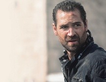 Manuel García-Rulfo aparece en una escena de la producción de Netflix: “6 Underground”. ESPECIAL/Netflix